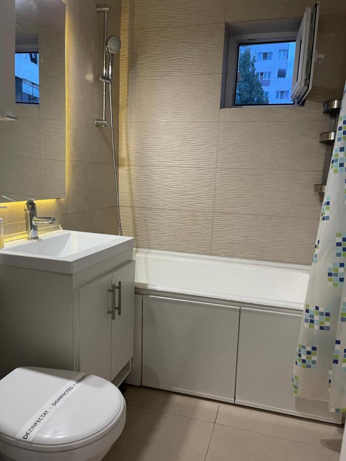 Zeus Apartament Close To Presidencial Palace Appartamento Bucarest