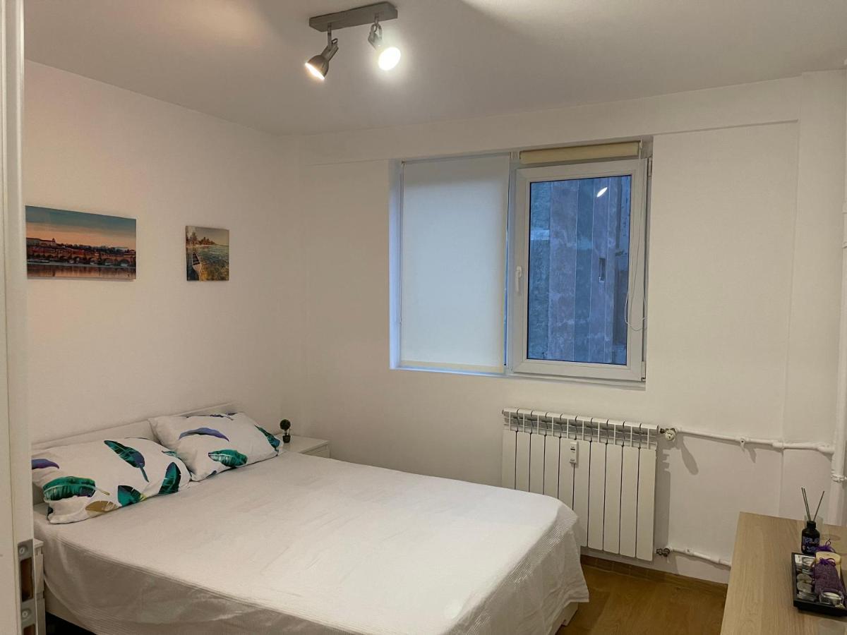 Zeus Apartament Close To Presidencial Palace Appartamento