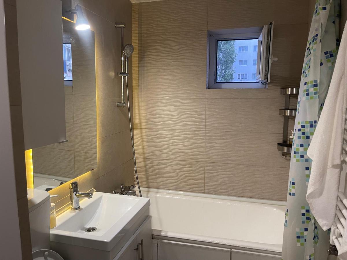 Appartamento Zeus Apartament Close To Presidencial Palace