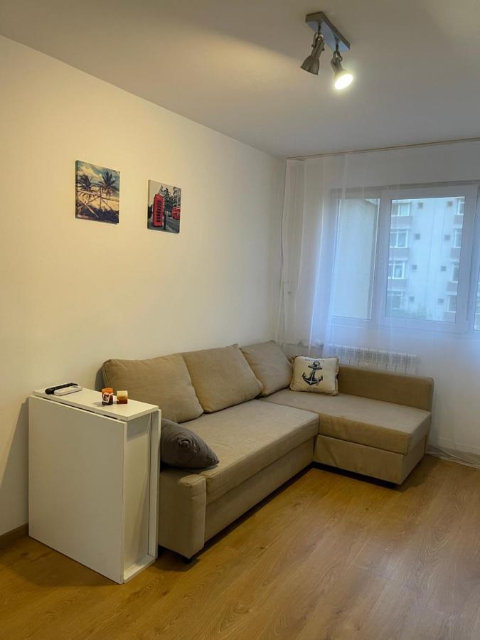 Zeus Apartament Close To Presidencial Palace *