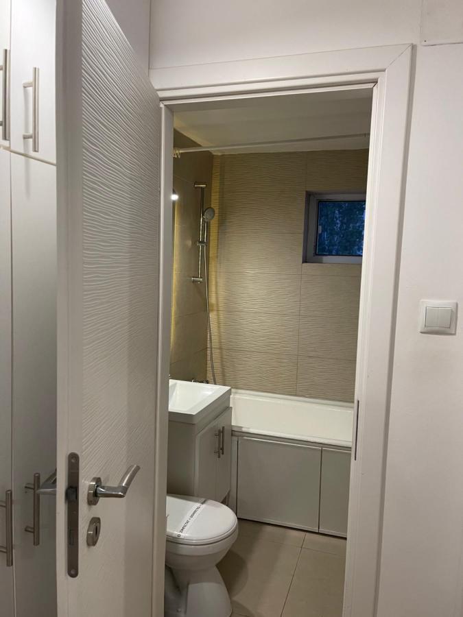 Apartment Zeus Apartament Close To Presidencial Palace Bucharest